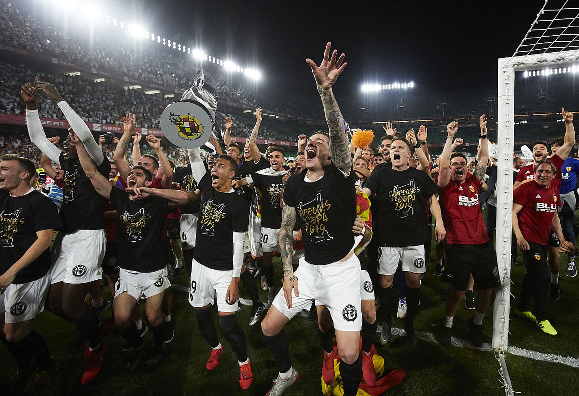 天博体育平台-拜仁慕尼黑挺进亚洲杯四强，全力冲击冠军的简单介绍